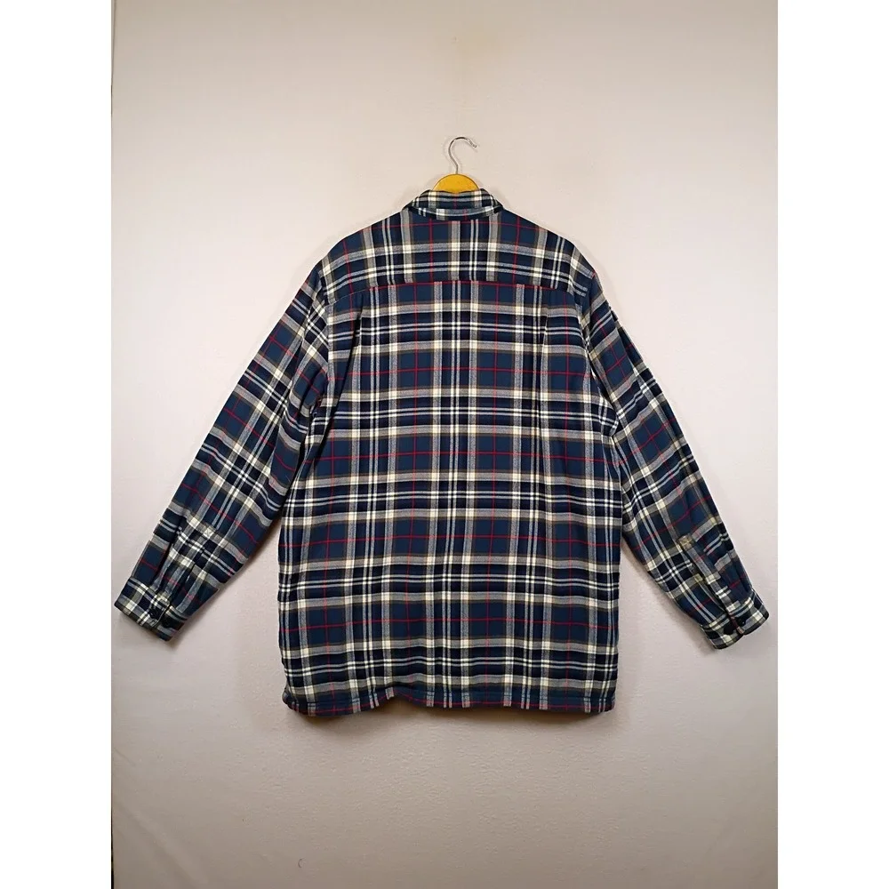 L.L. Bean embrace crisp